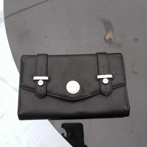 Kenneth Cole reaction wallet - Picture 1 of 2